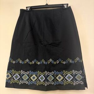 3 for $25! Ann Taylor Stretch Embroidered‎ Black Cotton Skirt, size 6P